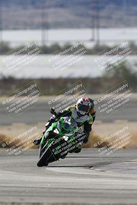 media/Nov-16-2025-Race Pace (Sun) [[8c5fa54630]]/Non Verified Riders (1st 20 Minutes)/1-Turn 14 (10am)/